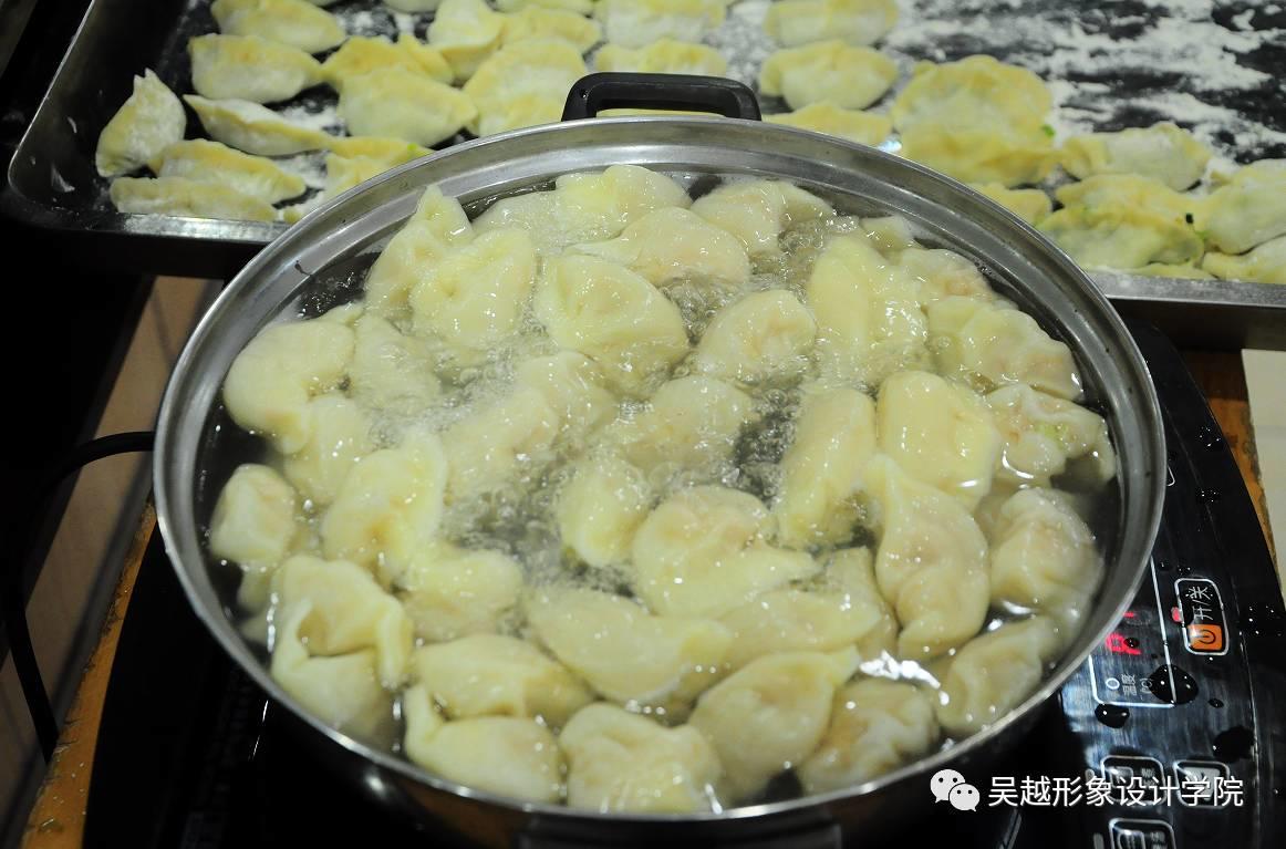 【班级风采】别有(yǒu)风味饺子情！